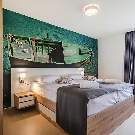Appartement Vila 4m, Miletici, Waterfront *