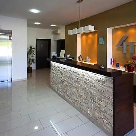 Vila 4m, Miletici, Waterfront Appartement Miletici