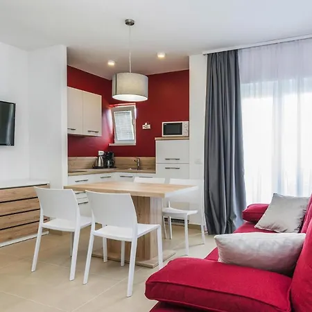 Vila 4m, Miletici, Waterfront Appartement *
