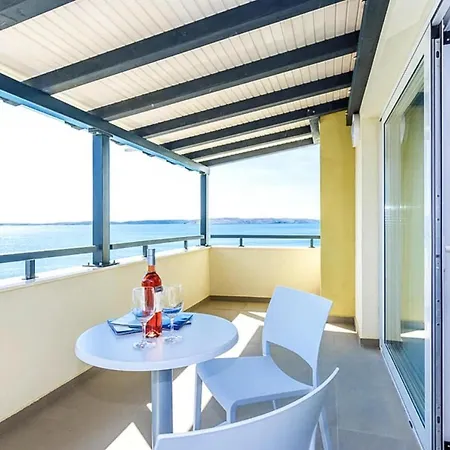 Appartement Vila 4m, Miletici, Waterfront