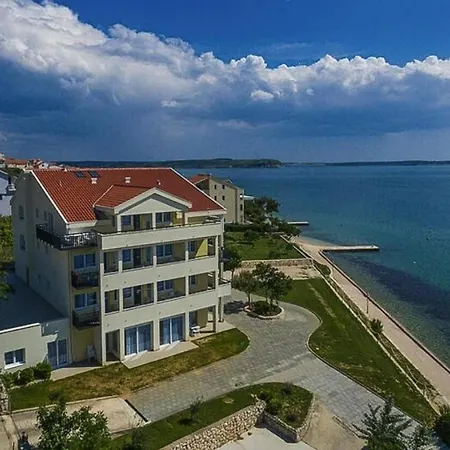 Vila 4m, Miletici, Waterfront Appartement Miletici