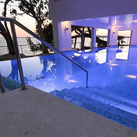 Appartement Vila 4m, Miletici, Waterfront *